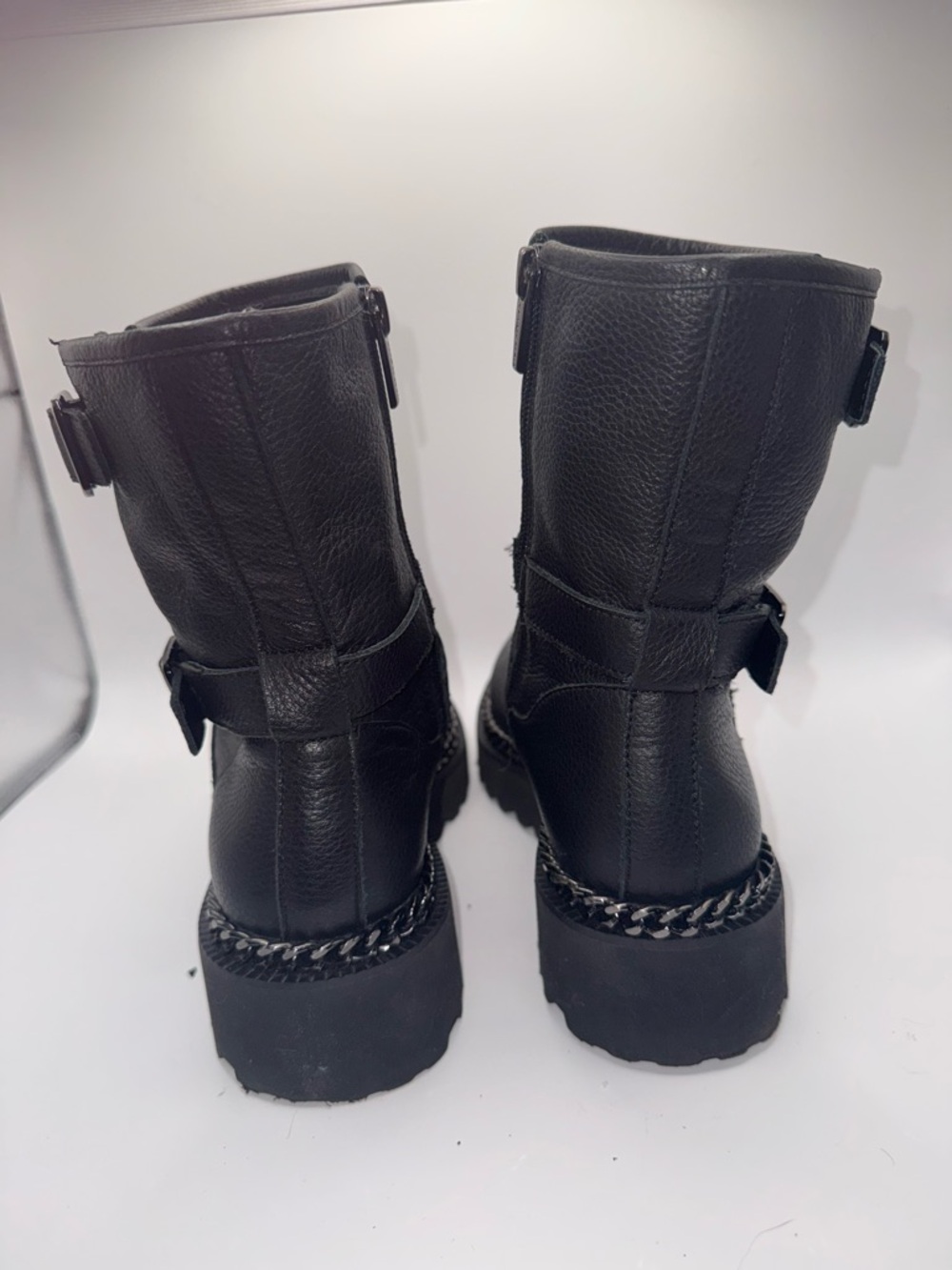 SOLD Vince Camuto Black Leather Chain Moto Boots Size 7 - Picture 8 of 17